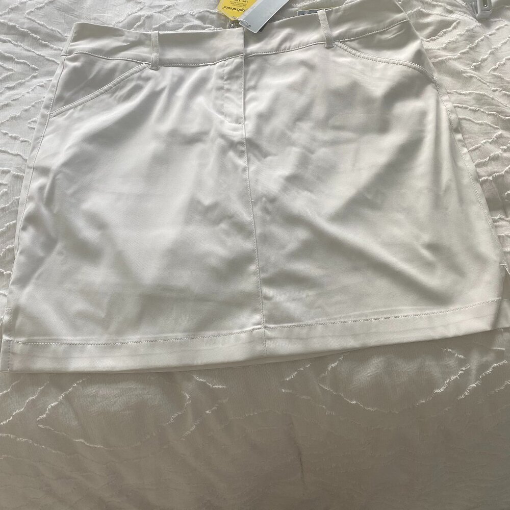 NWT Callaway Ladies Skort - Size 14